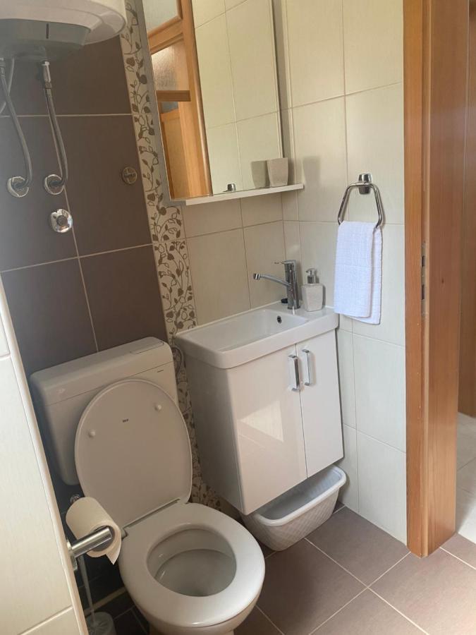 Apartments D&D Osobjava ภายนอก รูปภาพ